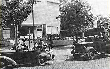 Duitse soldaten bij de AVRO studio